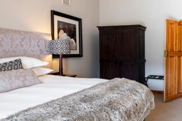 EXEC ROOM 001